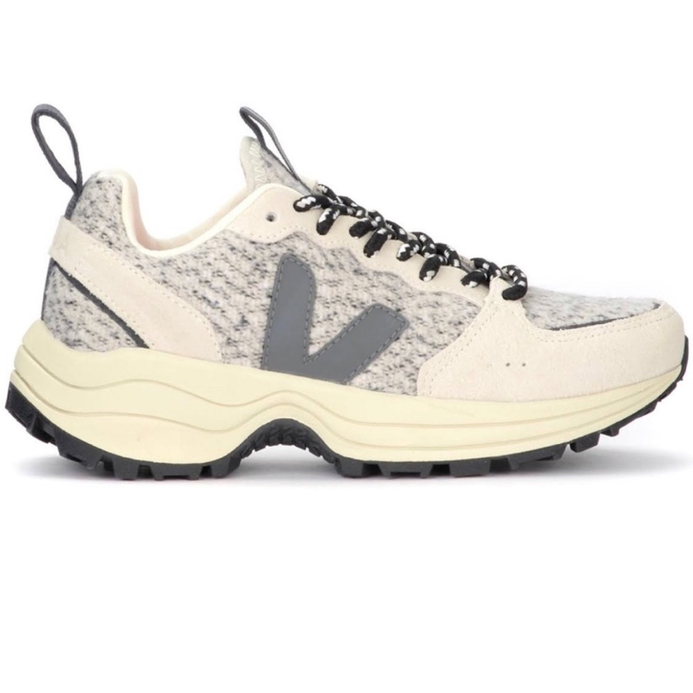 Veja Women's Sneakers in Cream and Gray